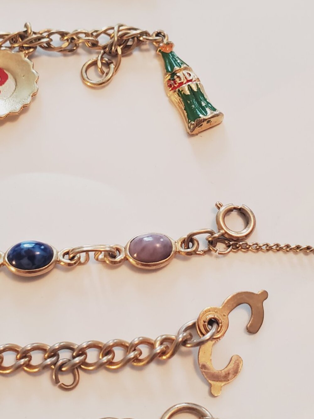 7 Bracelets, items # A-2559-2565., wt. 105 grams. - Picture 6 of 16